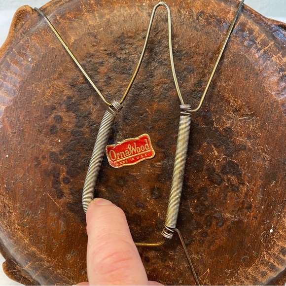 Rustic Cabin Pinecone Decorative Plate - Picture 5 of 8